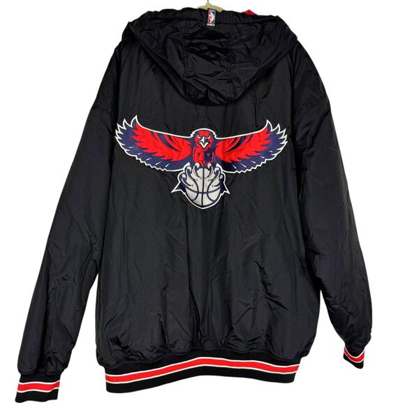 UNK NBA Atlanta Hawks Quilted Hooded Varsity Puffer Jacket Sz 2XL Embroidered - Picture 3 of 13